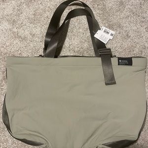 Lululemon Tote
